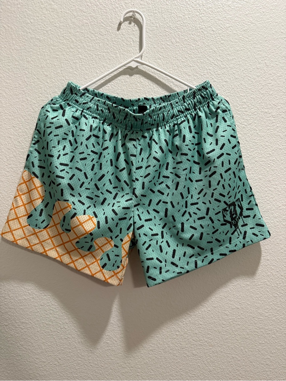 B101 Apparel Men's Mesh Lined Short